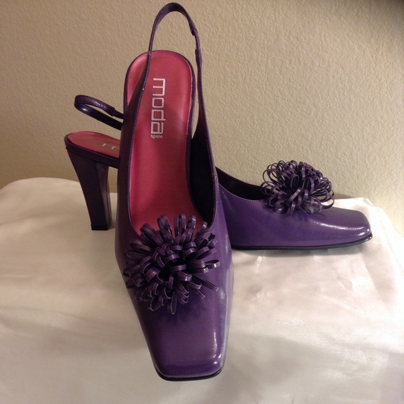 Moda Shoes - Pretty Purple Moda Shoes